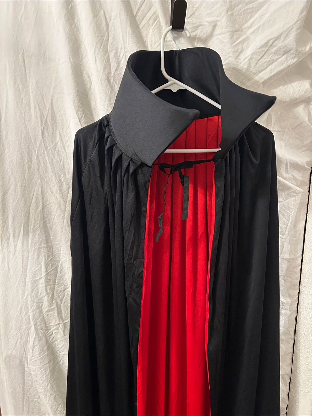 Adult Black Cape with Red Lining 2XL